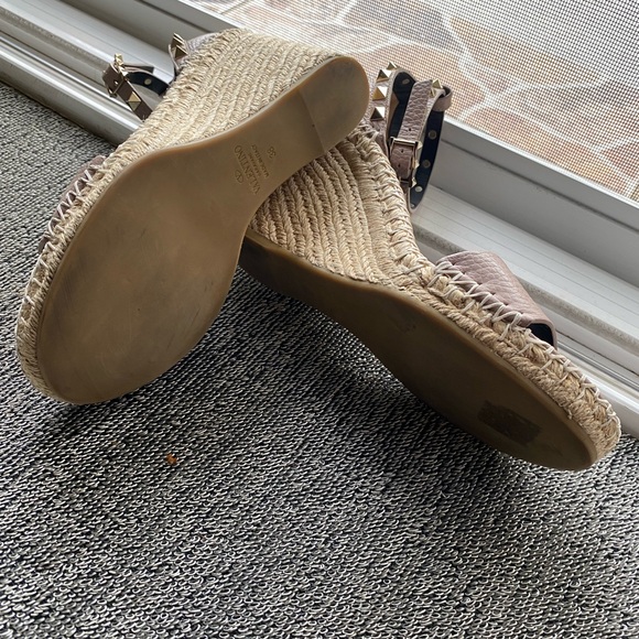 Valentino Garavani Blush Wedge Espadrilles - Picture 6 of 6